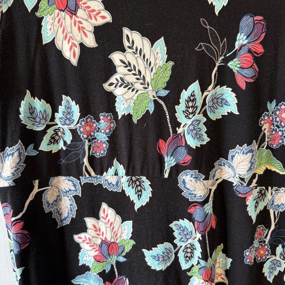 J. Jill Wearever Collection Petite M Black Floral‎ Print Short Sleeve Tunic Top - Picture 4 of 9